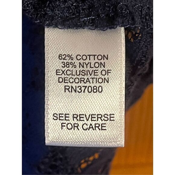 Cato Navy Blue Lace Sleeveless Top Button Up Back Size XL (3829) - Picture 3 of 4